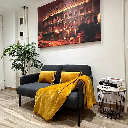 Lägenhet Casa Domus Mea - Garden Addicted Rom